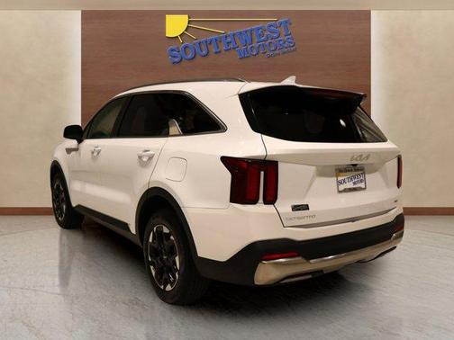 2024 Kia Sorento S