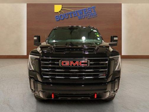 2024 GMC Sierra 2500 AT4