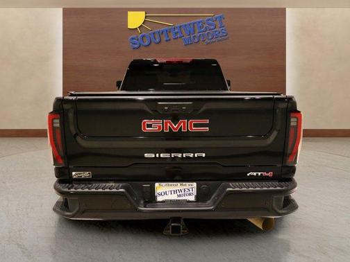2024 GMC Sierra 2500 AT4