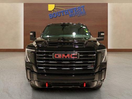 2024 GMC Sierra 2500 AT4