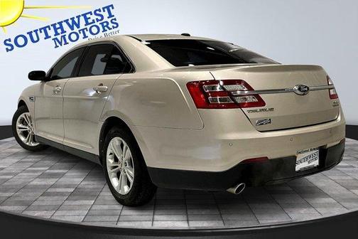 2018 Ford Taurus SEL