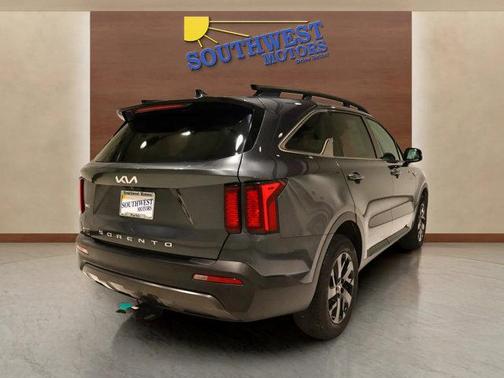 2022 Kia Sorento X-Line S