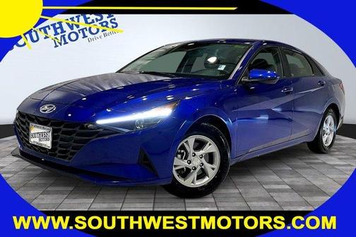 2023 Hyundai ELANTRA SE