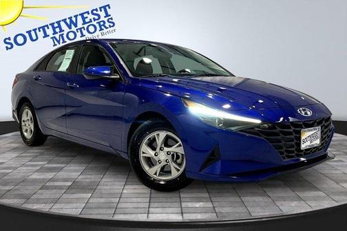 2023 Hyundai ELANTRA SE