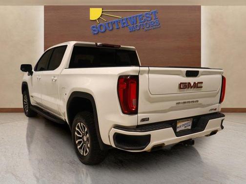 2022 GMC Sierra 1500 Limited AT4