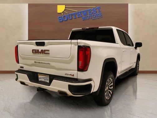 2022 GMC Sierra 1500 Limited AT4