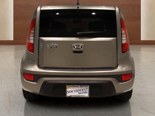 2013 Kia Soul Base