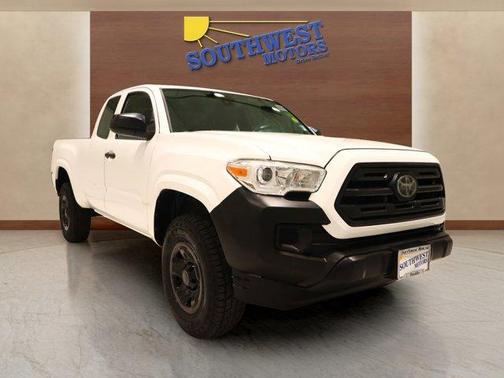 2018 Toyota Tacoma SR