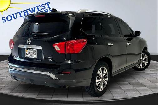 Magnetic Black Pearl 2020 Nissan Pathfinder SL 4WD