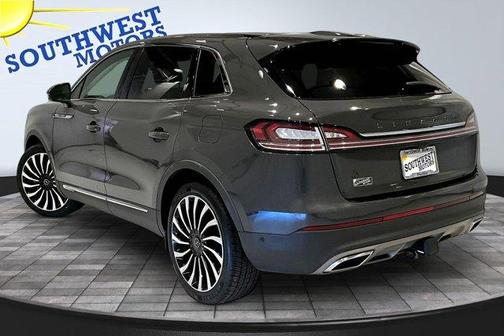 2022 Lincoln Nautilus Black Label