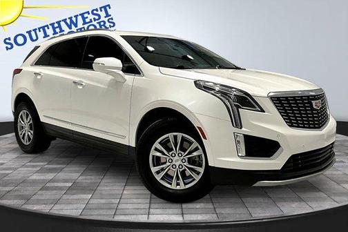 White 2022 Cadillac XT5 Premium Luxury