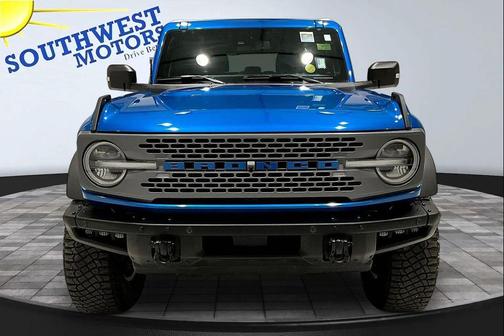 Blue 2024 Ford Bronco Badlands