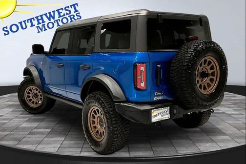 Blue 2024 Ford Bronco Badlands