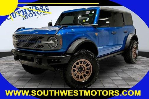 Blue 2024 Ford Bronco Badlands