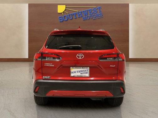 2022 Toyota Corolla Cross XLE