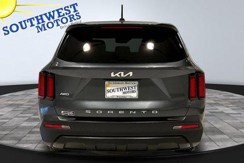 2022 Kia Sorento LX