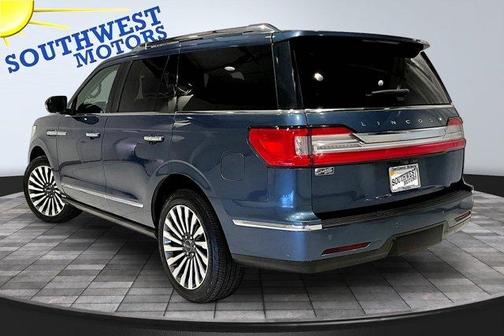 Blue 2019 Lincoln Navigator Reserve