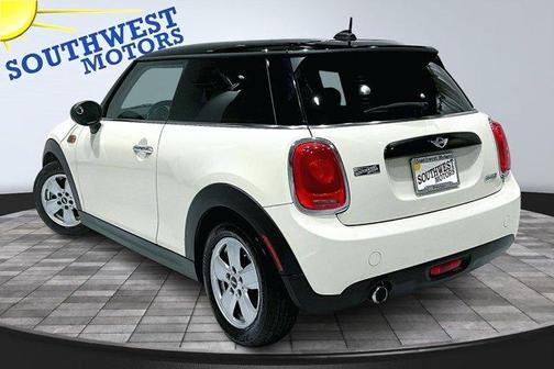 2017 MINI Hardtop Cooper