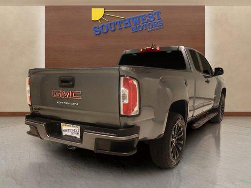 2022 GMC Canyon Elevation Standard