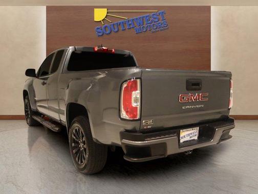 2022 GMC Canyon Elevation Standard
