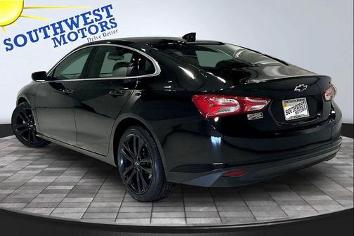 Mosaic Black Metallic 2024 Chevrolet Malibu 1LT