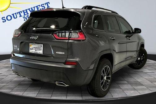 2022 Jeep Cherokee Latitude Lux