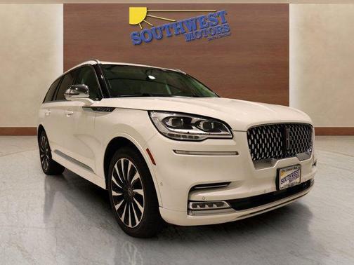 2022 Lincoln Aviator Black Label Grand Touring
