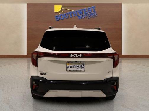 2024 Kia Seltos EX