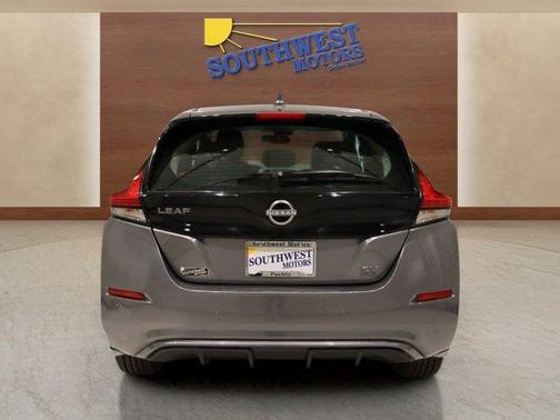 2023 Nissan Leaf SV PLUS