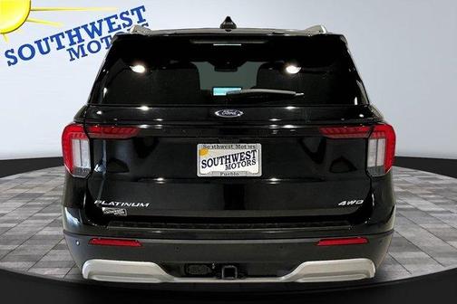 Black 2025 Ford Explorer Platinum