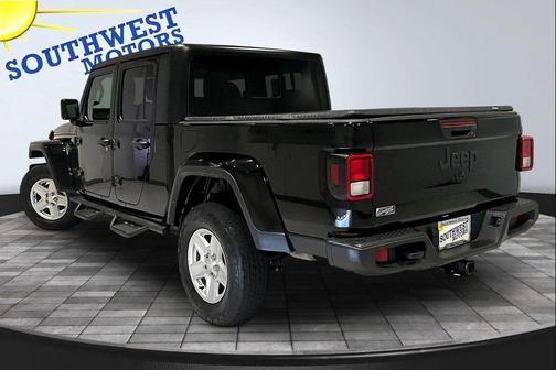 Black Clearcoat 2022 Jeep Gladiator Sport S