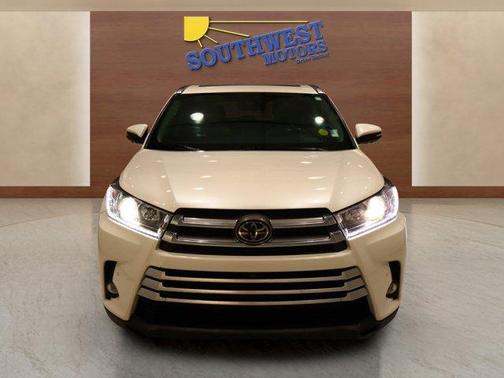 2019 Toyota Highlander Limited Platinum