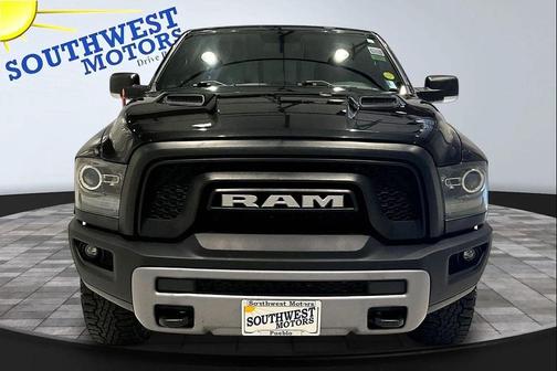 Brilliant Black Crystal Pearlcoat 2016 RAM 1500 Rebel