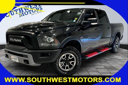Brilliant Black Crystal Pearlcoat 2016 RAM 1500 Rebel