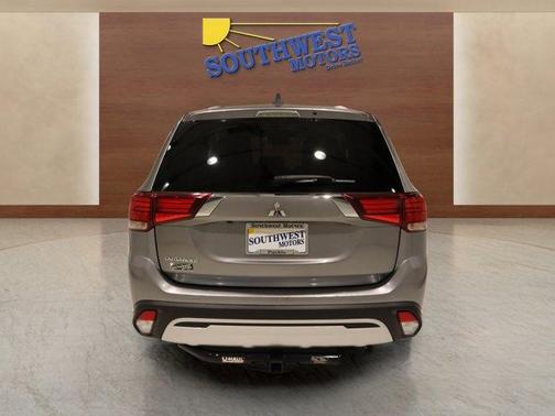 2020 Mitsubishi Outlander ES