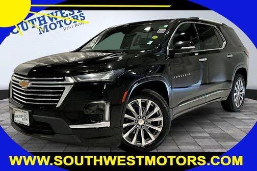 Mosaic Black Metallic 2022 Chevrolet Traverse Premier