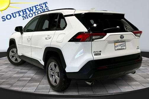 2024 Toyota RAV4 Hybrid LE