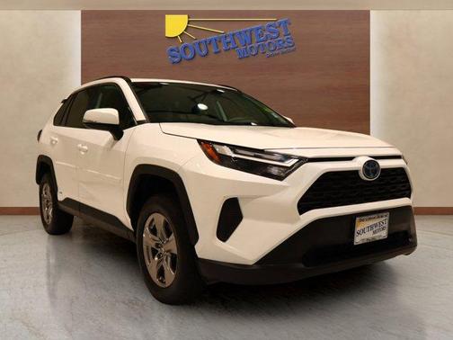 2024 Toyota RAV4 Hybrid LE