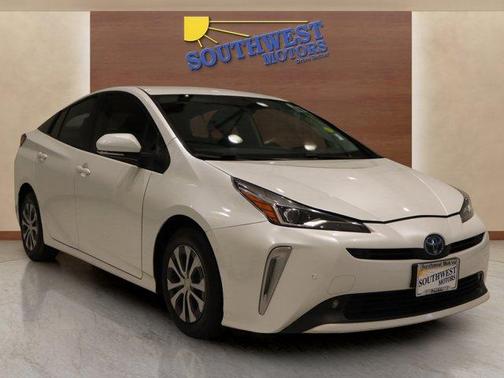 2021 Toyota Prius LE