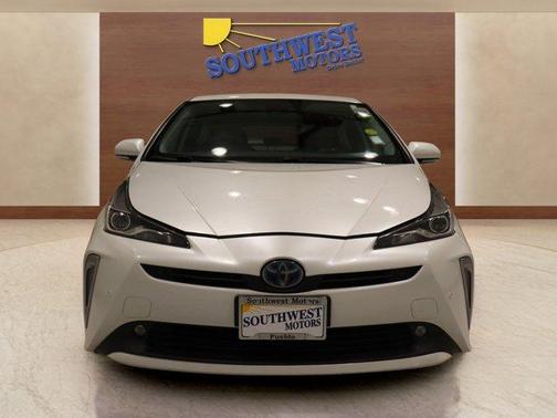 2021 Toyota Prius LE
