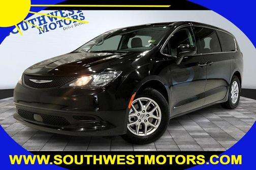 2024 Chrysler Voyager LX