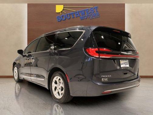 2021 Chrysler Pacifica Hybrid Limited