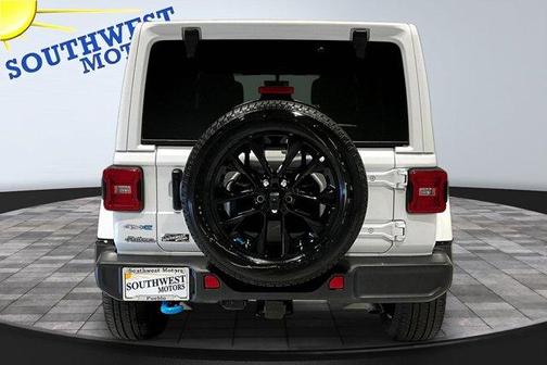Bright White Clearcoat 2022 Jeep Wrangler Unlimited 4xe Sahara