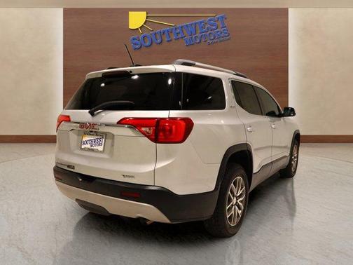 2019 GMC Acadia SLE-2