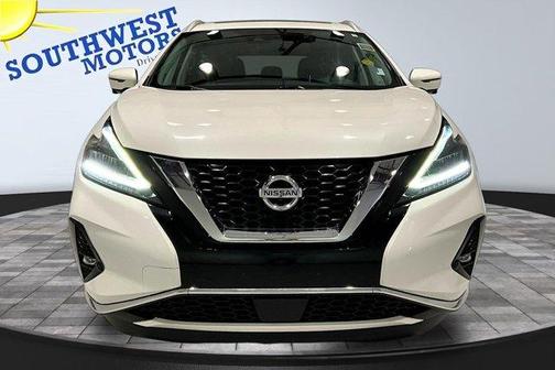 White 2019 Nissan Murano Platinum