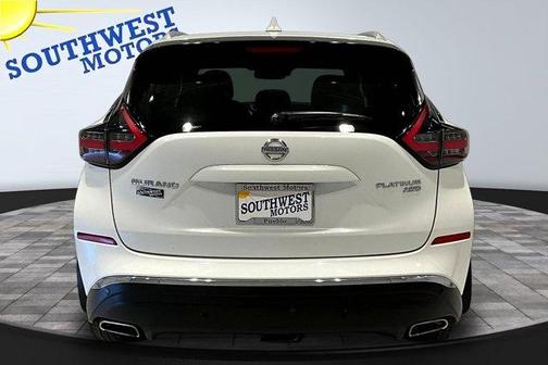 White 2019 Nissan Murano Platinum