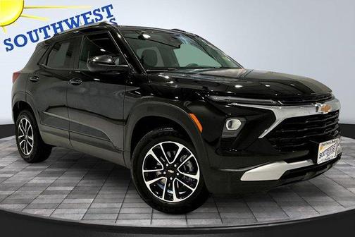 Mosaic Black Metallic 2025 Chevrolet Trailblazer LT