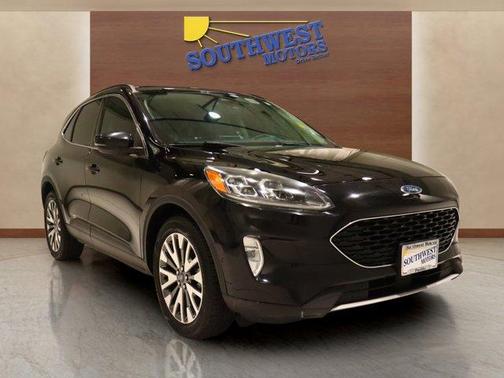 2020 Ford Escape Titanium