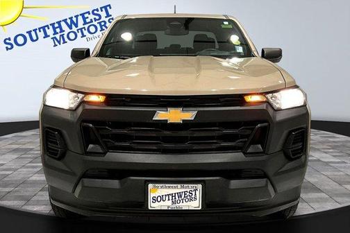 Sand Dune Metallic 2024 Chevrolet Colorado WT