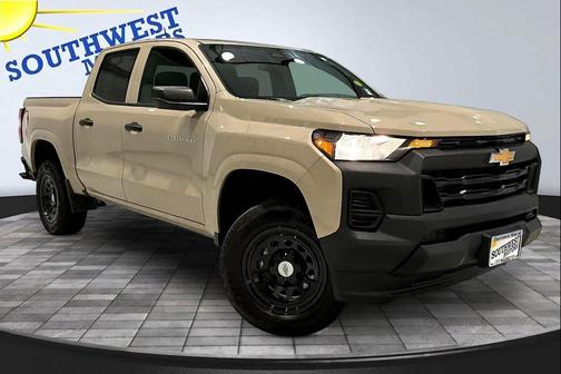 Sand Dune Metallic 2024 Chevrolet Colorado WT